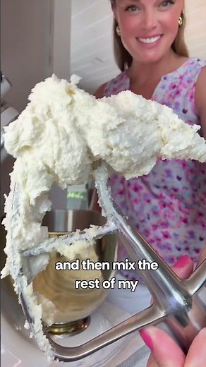 How to Make Coffee Cake Muffins