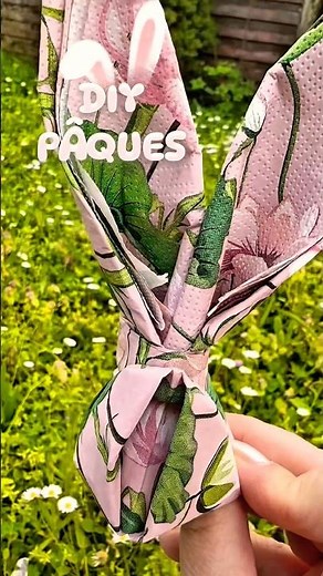 DIY Tuto Bricolage de Pâques 🐣🐰Pliage serviette en papier en forme de lapin