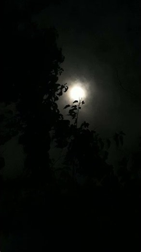That's No Moon #Moon #Thatsnomoon #Stardestroyer #Starwars #Fullmoon
