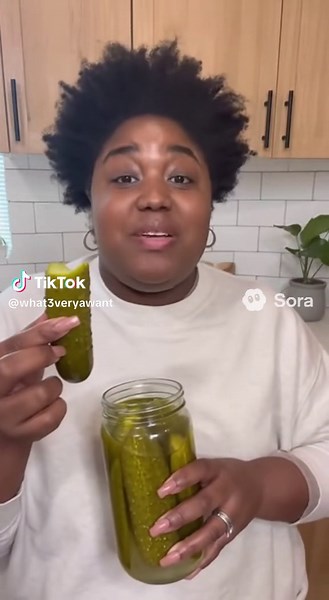Crispy Salty Crunchy Pickles Mukbang