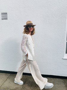 Travel outfits to me need comfort and chic in equal quantities ✈️🥰not being a sweatpants girl, these ZARA trousers with an elasticated waistband and wide floppy leg, are immensely comfortable whilst still chic (bought them up in every colour 🙈) Tank blouse (also ZARA old season) my perfect basic piece: wonderful to pair with jeans, skirts or flowy trousers, can be layered underneath a thick winter coat but also looks fab worn alone in the Summer… Lace blazer (this season ZARA) is the perfect l