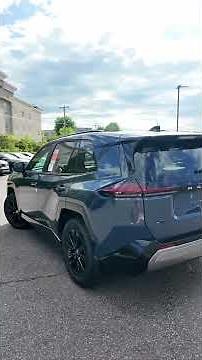 This RAV4 SE Looks Expensive but Costs $35k #toyota #rav4 #carreview