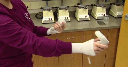 CCBC's dental hygiene virtual reality lab makes history, revolutionizes training