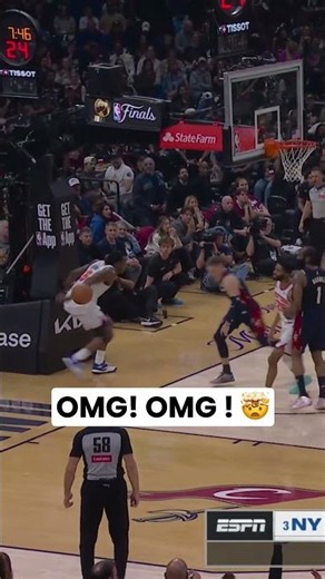 DUNK of the series 🤯 #nba #sports #highlights