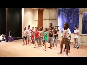 Growing with Style Pre Teen Fashion Models at Work