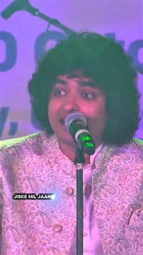 Qawwaliizone India on Instagram: "Aisi Daulat Bhi Mujhe Mere Khuda Mat Dena || Anis Sabri Live Concert New Delhi.. . . . . . . . . . . . . . #explore #trending #instadaily #reelkarofeelkaro #qawwalizoneindia"