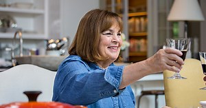 Ina Garten’s Countdown to Thanksgiving Continues with This Chic Green Bean Side