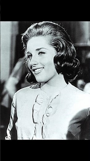 The Girl Behind "It's My Party" 🎤 | The Story of Lesley Gore #60smusic #vintagemusic #classicrock