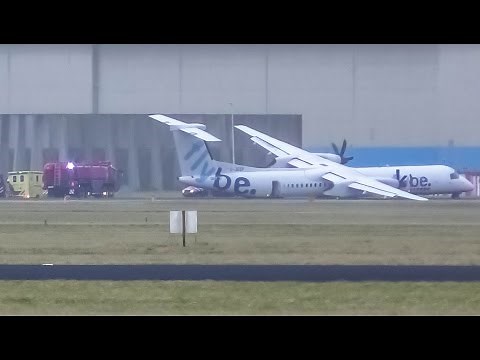 Crash landing!! Flybe Dash 8 at Amsterdam Schiphol During storm 'Doris' (4K)