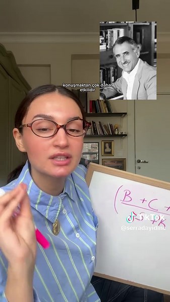 Psikolojinin babalarıyla itü mezunu bir mühendisin collab çalışması olan bu formül ülkemize hayırlı olsun🧘‍♀️ Namaste Sonuçlar ⬇️ 0-12 arasında ise: Hoşlanma olasılığı düşük gibi. Sadece pasif bir merak veya genel bir ilgiden ve rastlantılardan meydana gelen bir döngü olabilir. Ya içine kurt düşürmek istemem ama senin sürekli yanında dolaşan birine ilgisi olabilir mi? Yani aslında ona bakıyordur ve sen üstüne alınıyor olabilir misin😭😭😭 drammm of dur biraz daha incele onu 13-30 arasında ise: 