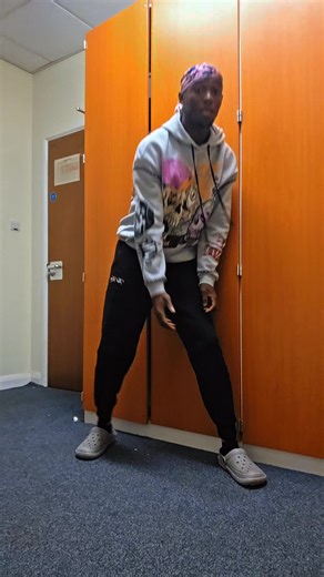 Enjoying Bad Dance Moments on TikTok