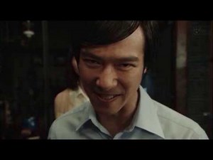 古美門弁護士がこっちを見てるだけ