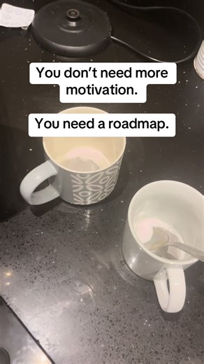 Motivation fades. Structure builds income. That’s why I created the Homegrown Income Blueprint. It walks you through: • Creating your first digital product • Setting up your store • Using simple content to attract buyers If you’re serious about building something online, comment START and I’ll send it over. #digitalproducts #onlinebusinessforbeginners #sidehustleuk #homegrown