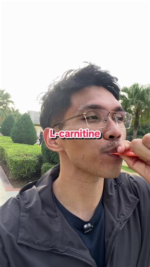 L-Carnitine.. yang suka workout/jogging etc boleh try amik l-carnitine.. dia convert lem2 korang tu jadi tenaga.. bila ada tenaga lebih boleh buat workout lebih.. mcm aku before workout memang 1 jam sebelum.. best ada extra energy.. mak2 yang suka buat keje rumah tu boleh la try amal kan..benda wajib before workout💪🏻 #lcarnitine #preworkout #workout #energy #healthylifestyle
