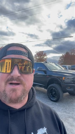 This 2021 Limited is an absolute UNIT!! ‼️Carli Complete Dominator suspension‼️ ‼️King Shocks‼️ ‼️Fully sound proofed and ceramic coated‼️ ‼️$30,000 in upgrades!‼️ ‼️DO NOT MISS IT‼️ Priorityoneautosales.com 336-441-8584 | Priority One Auto Sales