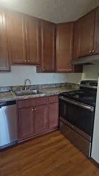 3513 Dupont Ave | Studio | Unit 305