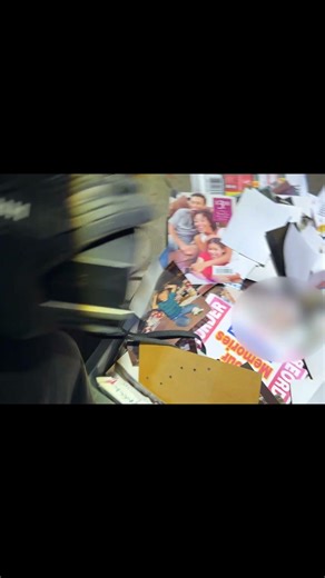 Finding a POLAROID Camera from the 80s!