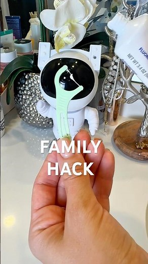 Family toothpaste tricks we actually use every day 🦷✨ #toothpaste #momhack #diy #lifehacks #viral