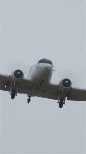 Today I was driving up the M11 and saw a familiar shape in the sky, luckily I was near Duxford so pulled over for a treat; Ready 4 Duty. Amazing #ready4duty #r4d #duxford #americanairday Commemorative Air Force #warbirds | Turn 'n' Burn
