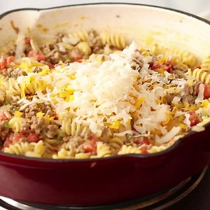 740K views · 31 reactions | This super easy GROUND BEEF CASSEROLE is filled with an aromatic blend of spices, beef, tomatoes and cheese Watch how I made it in this video. :) RECIPE: https://www.africanbites.com/macaroni-beef-casserole/ #immaculatebites | Immaculatebites | Facebook