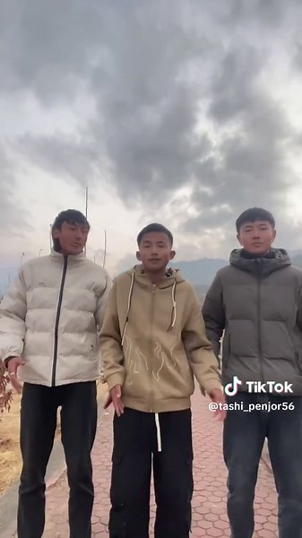 Why a Group of 3 Friends is the Best