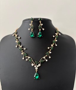 Floral Emerald Green Crystal Jewelry Set, Gold Bridal Necklace Earrings Set, Emerald Wedding Pendant, Quinceanera Jewelry, Emerald Earrings - Etsy