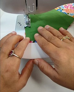 10K views · 57 reactions | Cute meets functional 黎瑱 I made this adorable owl pincushion to keep my needles safe and my workspace inspiring 淋✨ Handmade with love, perfect for sewing lovers and craft rooms. Because even small tools deserve personality 懶 #etsy #etsyseller #etsyfinds #handmade #handmadegift | Knitting Hobby | Facebook