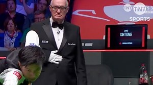 World Snooker Championship referee's tummy rumble interrupts O'Sullivan's match