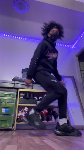 @Aceshoe9 code (Jesús)shoes from #sturdy #dance #sturdydance #sturdyvibes #vistedrip