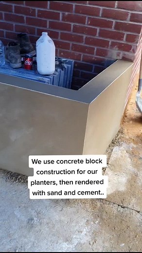 Innovative Landscaping with Concrete and Painted Blocks