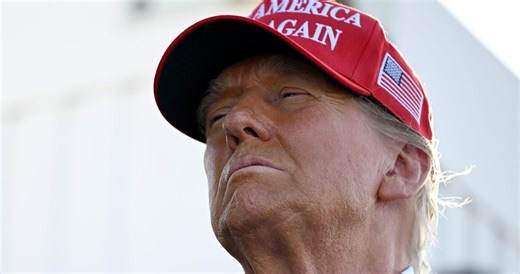 Donald Trump's 'Happy Thanksgiving' Message Takes A Very Divisive Turn