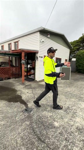 Makara Cattery 2025-2026 Carpark pick up after Christmas & New Year’s Holiday Season information 🎄