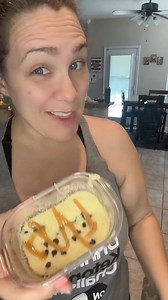 48K views · 259 reactions | This 4 ingredient pancake bowl is perfect for a quick sweet tooth! You can add a little sweetner in as well if you want to but I didn’t think it needed it  #sweettooth #QuickRecipes #pancakes #chocolatelover #fatloss #weightlossjourney #protein #fitmom #easyrecipes #easybreakfast #phmomma | Laura Gagliano | Facebook