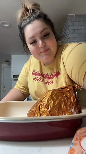 How to Make a Delicious Christmas Ham with Homemade Glaze