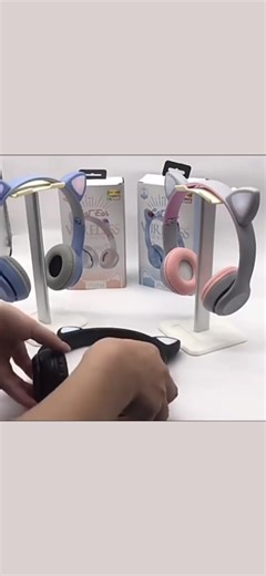 5.0 Bluetooth แจ็คเสียง 3.5 มม เวลาสแตนด์บาย 120h ระยะการส่ง 10M ให้คุณรับสายหรือปฏิเสธสายได้ทุกที่ทุกเวลา การชาร์จ USB เวลาเล่นประมาณ 9 ชั่วโมง พับได้ #fyp #tiktokfinds #homefinds #หูฟัง