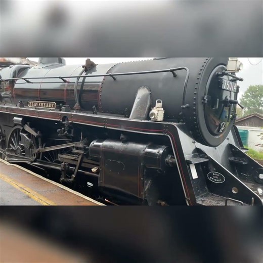 BR Standard Class 4 “Braveheart” No. 75014 getting ready to loop around the train