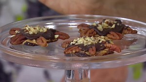 Joy Bauer shares healthy hacks to satisfy a sweet tooth