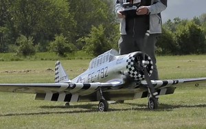 AT-6“德克萨斯人”教练机 遥控像真航模