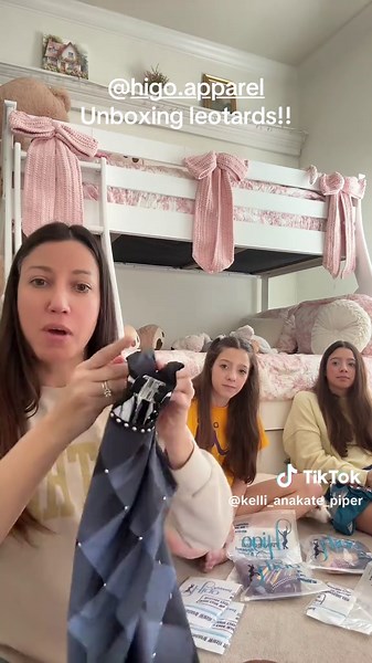 Kelli, Ana-Kate, Piper Dodd on TikTok