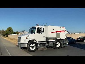 2002 Freightliner FL70 Elgin Broom Bear Street Sweeper for Sale