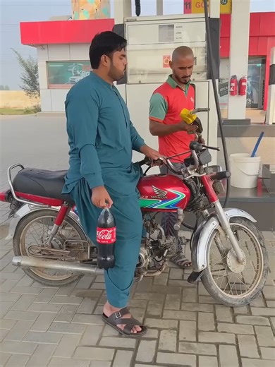 Khizer Omer ➕ Waqas Khalil ➕ Zubairzk ⭐ Comedy Collection 😂 Part_4 #khizeromer #waqaskhalil #zubairzk #viralvideos #foryoupage