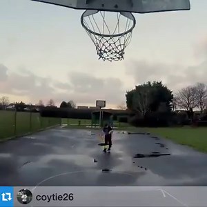 113K views · 873 reactions | The unique grip on the mamba can help with shot accuracy. Just watch this | Mamba | Facebook