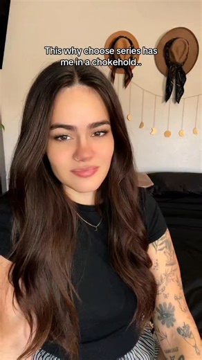 l i l l y 📕🎱⚡️ on Instagram: "Avery & the men of lilydale psychiatric hospital 🥵 #darkromance #audiobooks #bookrecs #booksfyp #booktok #smut #whychoose if you needed more convincing its narrated by joe arden, corvin king, marie hawkins & anthony palmini!!"