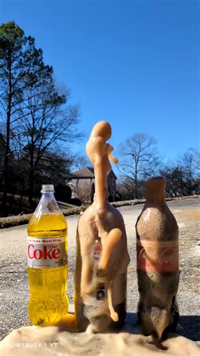 Popular Coke Sodas Vs Mentos (Coke, Sprite, Fanta) #satisfying #experiment #asmr