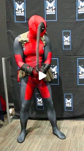 Pids on Instagram: "Death by thicc thighs. Yor Forger: @enjinight : @ryutadzoro Convention: @lamolemx Deadpool suit by @therpc.studio #deadpool #deadpoolcosplay #marvel #yor #yorforger #yorforgercosplay #spyxfamily #anime #cosplay #mortalkombat #mexico"