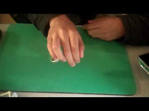 Tutorial: Gryphon Roll - Finger Ring Trick [HD]