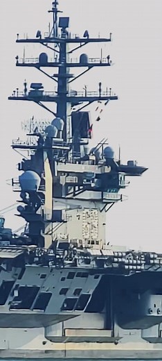 25 shares | USS Dwight D Eisenhower (CVN- 69) Nimitz-class aircraft...