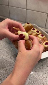 Berliner Vanille-Himbeer-Pfannkuchen Rezept – fluffig & gefüllt