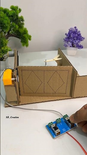 👉 Cardboard Electric Gate System with DC Motor | Smart Gate Working Model DIY