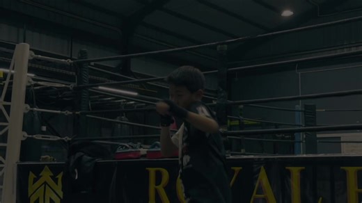 #creatorsearchinsights #royalempire #taunggyi #boxing #viralvideo